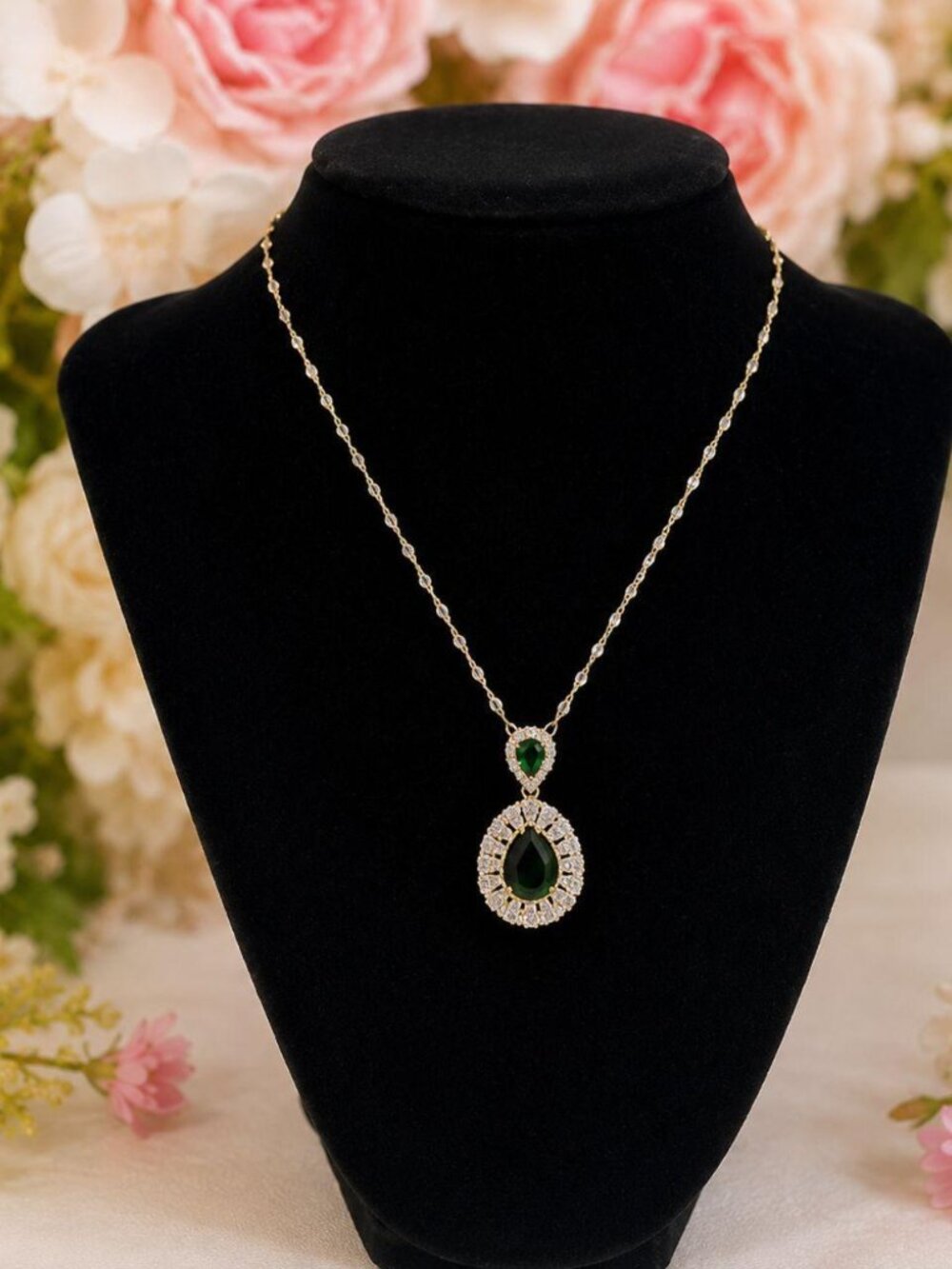 Silver Pendant Necklace
